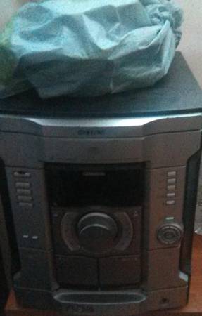 Photo Sony radio double deck tape music player alpine speakers $16