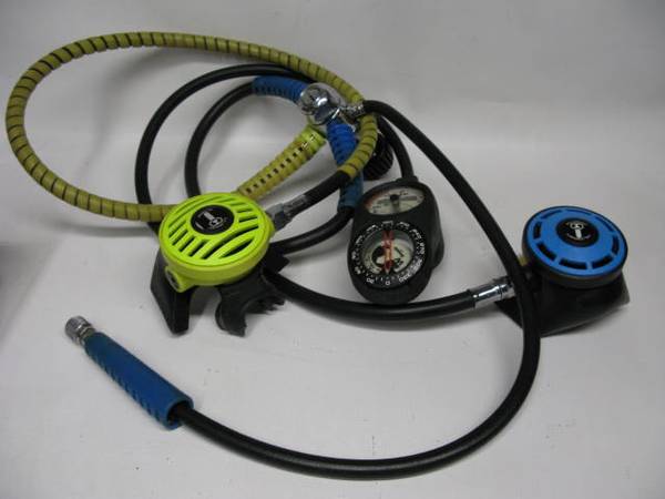 Photo US Divers conshelf se2 aqualung regulator octopus oceanic datamax II $157