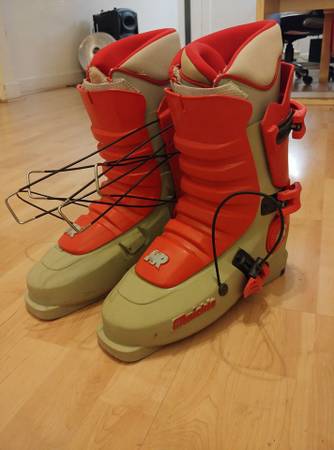 Photo Vintage Raichle Flexon Pro Ski Boots (Mens US 9, EU 8) - OBO $125