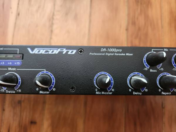 Photo VocoPro DA-1000 PRO Professional 3 Mic Digital Echo Mixer Karaoke $95