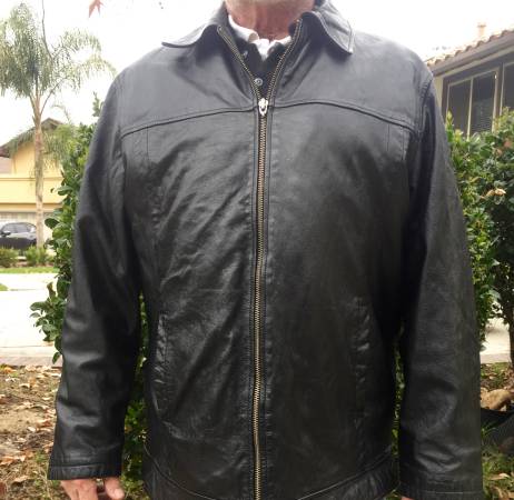 Photo Wilsons House of Suede All Leather Black Overcoat XL Insulated Lining $26
