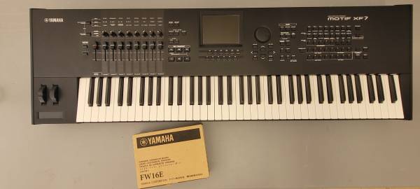 Photo Yamaha Motif XF7 Keyboard Near Mint With Firewire card $2,150