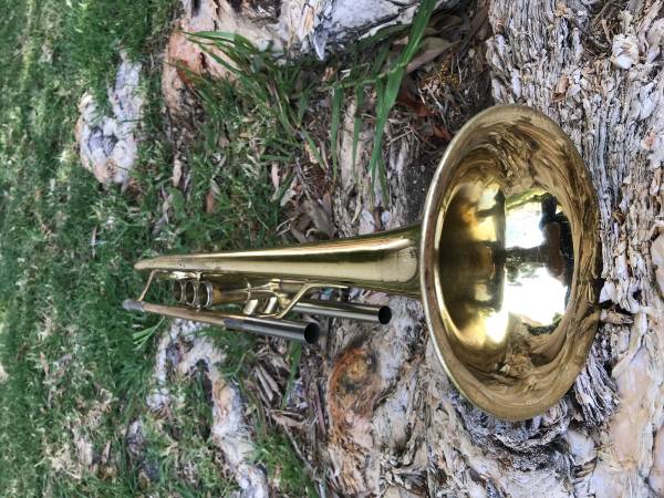 Photo Yamaha Trumpet YTR-232 (Parts or Repair) $100