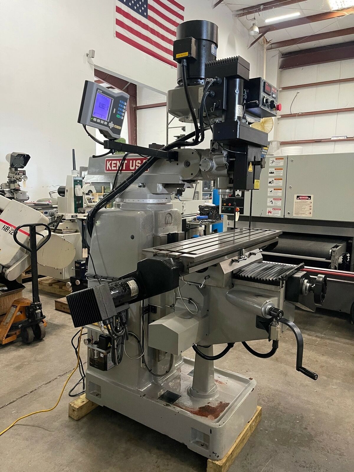 2016 KENT USA KTM4VKF 3 Axis CNC Milling Machine Tools For Sale