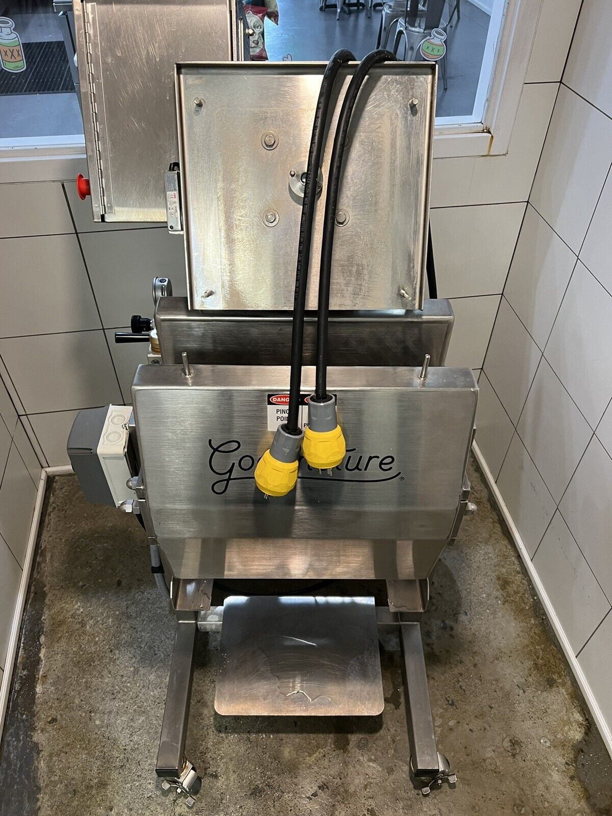 2022 Good Nature X1 Cold Press Machine Model EG260 Tools For Sale