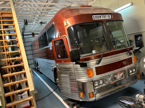 1973 Silver Eagle Tour Bus $46,000 | RV, RVs for Sale | Louisville, KY ...