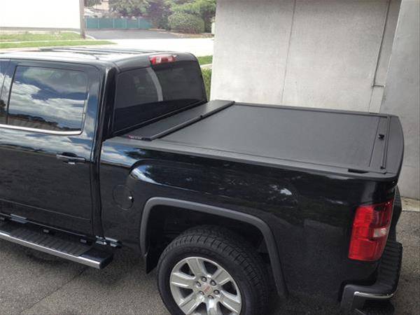 Photo Good Roll-N-Lock Hard Rolling Tonneau Cover 14-18 GM 6.5 Bed $225