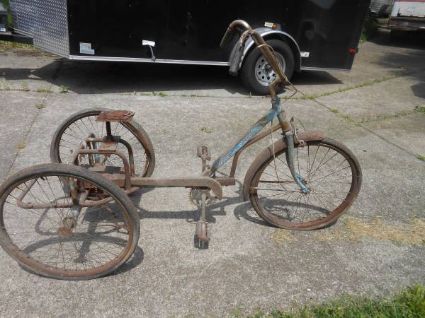 Photo TRAIL-MATE 3 WHEELED BICYCLE (NEEDS RESTORED) OLD $50