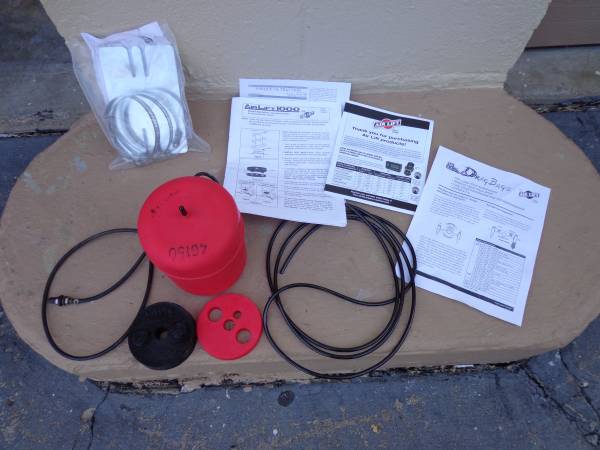 Photo AIR BAG and ACCESORIES FOR G-BODY CAR  BRAND NEW  NEVER USED  $25