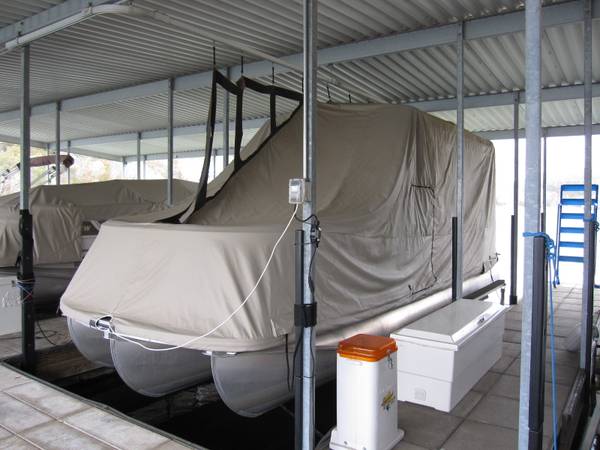 Photo Marine Concepts Boat Cover -Tri Toon $3,500
