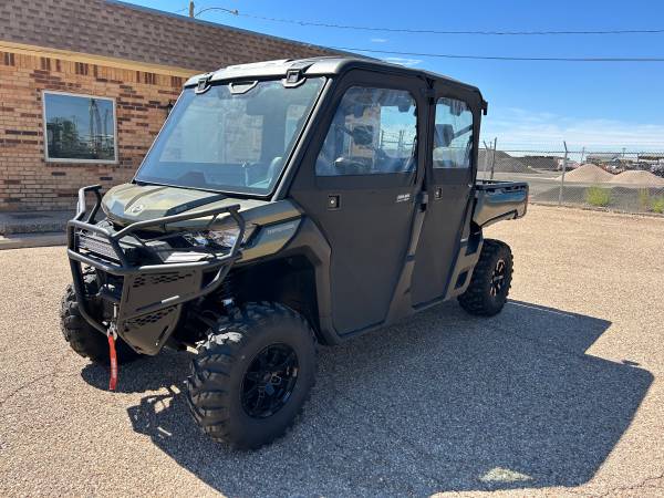 Photo 21 Can-am Defender Max HD10 XT WCAB 60 hrs $22,500