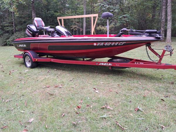 For sale 1998 Javelin Bass Boat $7,900