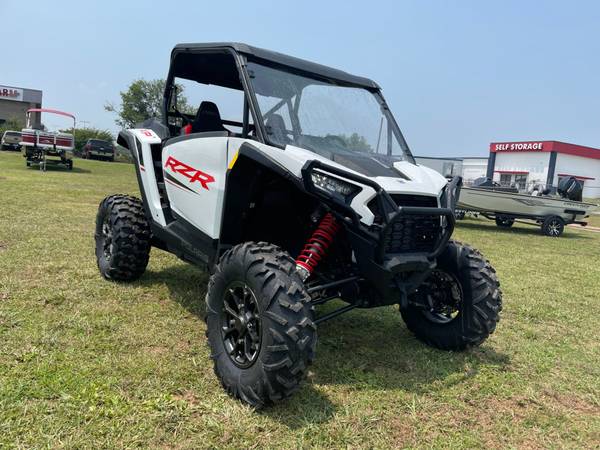 Photo 24 Polaris RZR XP 1000 Sport  MSRP$22,624 ProX Price $17,999