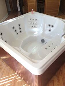 Photo 6Person Hot Tub excess inventory Spa cIvory Acrylic Finish $4,899