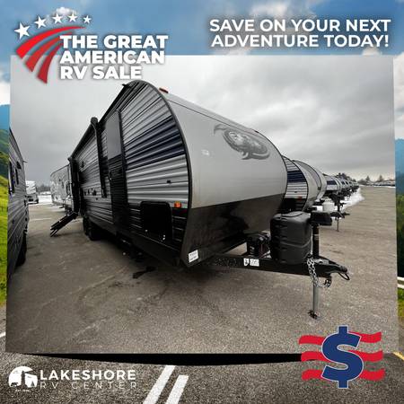 Photo Cherokee 264DBH Travel Trailer Double Bunk RV -Selling at dealer cost $24,617