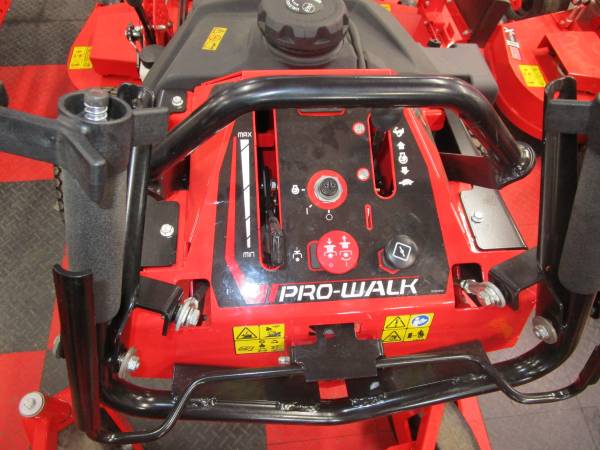 Photo GRAVELY PRO WALK HYDRO COMMERCIAL MOWER 52 $7,799