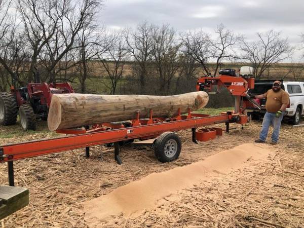 Photo Portable Woodmizer Sawmill for hire $60