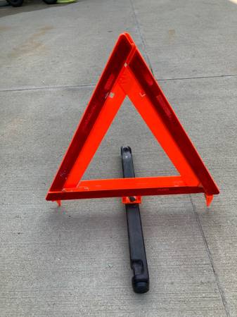 Photo Road Safety Warning Triangle Flare Kit $15