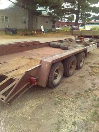 Photo tri axle bumper pull trailer