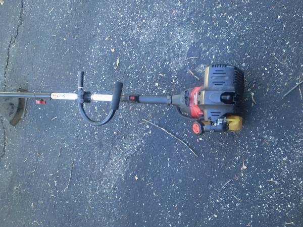 Photo weed eater gas troy bilt $25