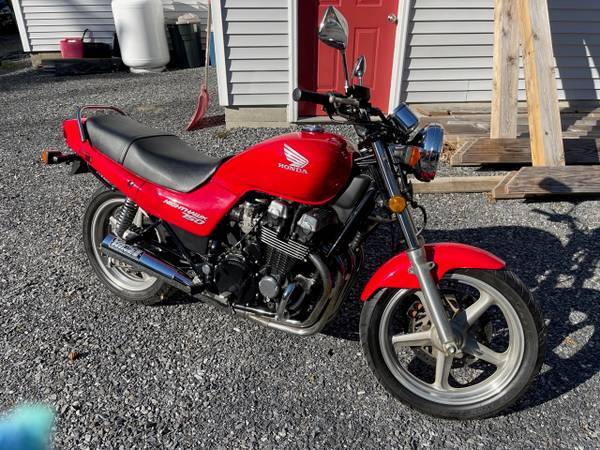 Photo Looking for a motorcycle project $1