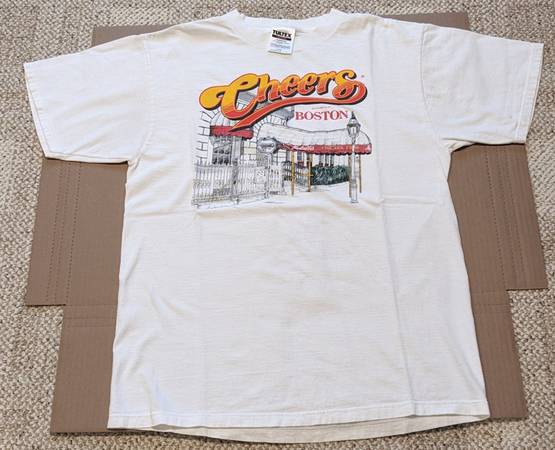 Vintage early 90s Cheers Boston T-Shirt - Like New $15