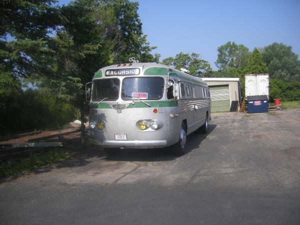 Photo 1948 Flxible Clipper Motor home $50,000