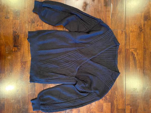 Photo Womens Cross-Over Cable Knit V-Neck Sweater-size Large $5