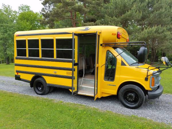 2002 Chevy Express cutaway mini bus - $6950 (Hadley) | Cars & Trucks ...