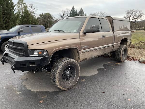 2001 Dodge Cummins Diesel Truck $11,500 