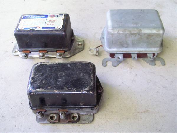 Photo 3 old used voltage regulators $10
