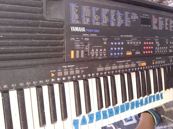 Photo Keyboard Digital Yamaha PSR-85 $55