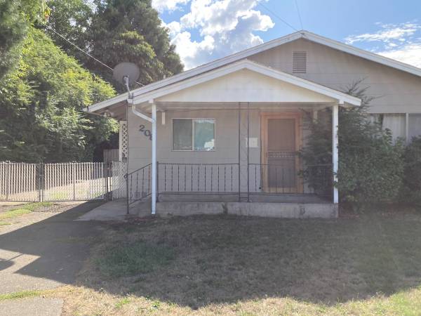 Rogue River House $1,475