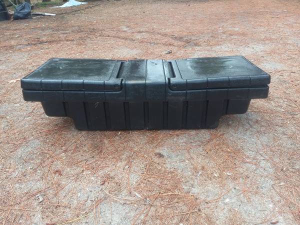 Photo Tool Box for small pickup truck $100
