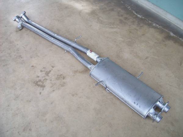 Photo new BMW 3.0L X5 front muffler (resonator) assembly $150