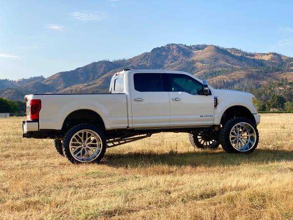 Photo 2020 Platinum Ford F250 Lifted 28x16x40 - $93,500 (mendocino)