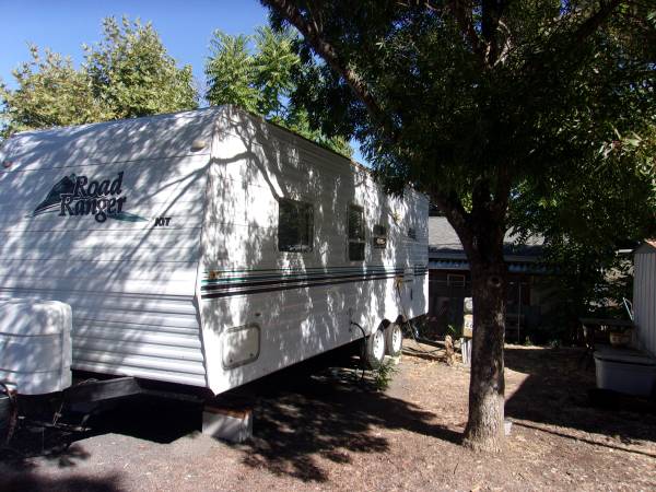 Photo Rent to own RV in Clean  Quiet Community $695