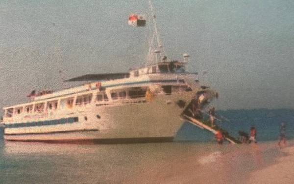 175 Mini Passenger Boat-Tel Vessel $750,000