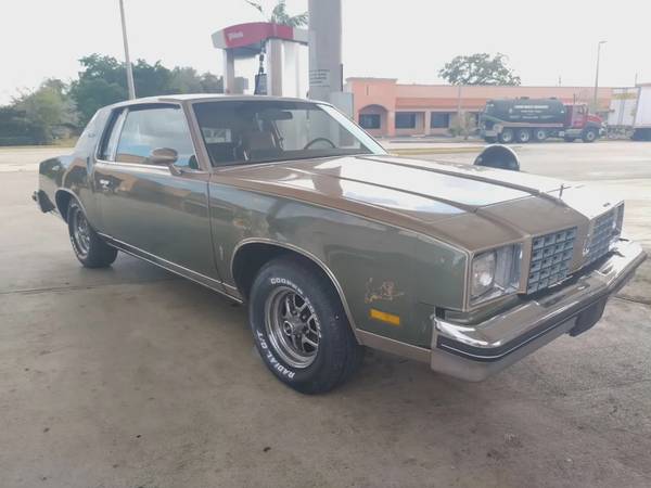 Photo 1979 Chevy Caprice Coupe AC New Paint Dual Exhaust new seats $13,950