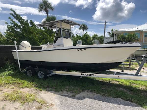 Photo 1988 Mako 231 Center Console with Trailer $13,000