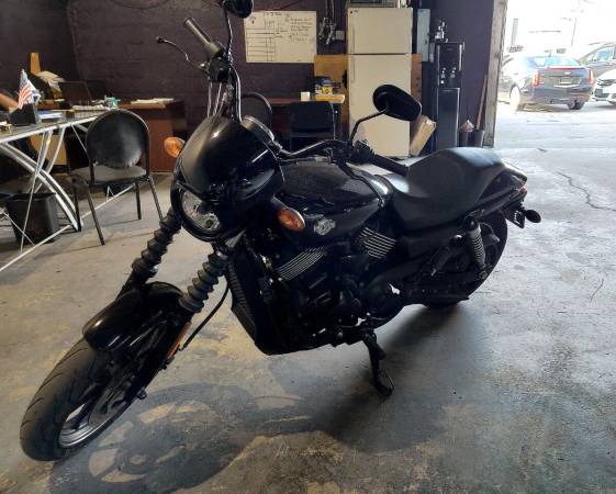 Photo 2015 Harley-Davidson Street 750 Motorcycles  Scooters $3,999