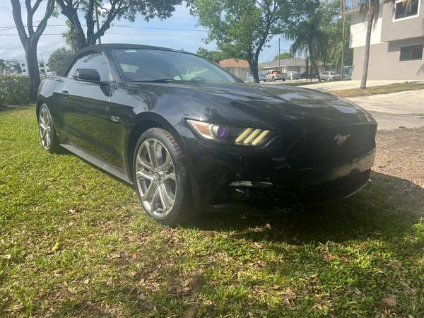 Photo 2016 FORD MUSTANG GT PREM SUPER SALE CALL ME 305-3898369 $16,250