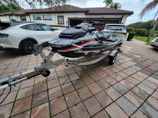 2022 SEA-DOO RXT-X 300 NO ISSUES $18,000