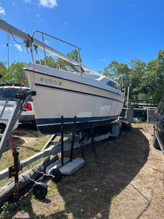 26 foot hunter sailboat $8,500