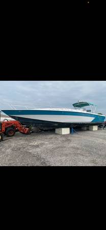 Photo 40 Corsa Offshore Performance center console fishing boat hull $35,000