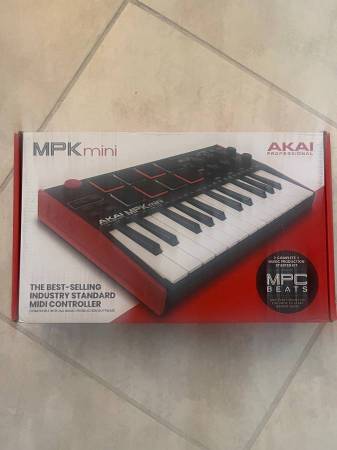 Photo Akai MPK Mini MK3 MIDI Controller Keyboard $75