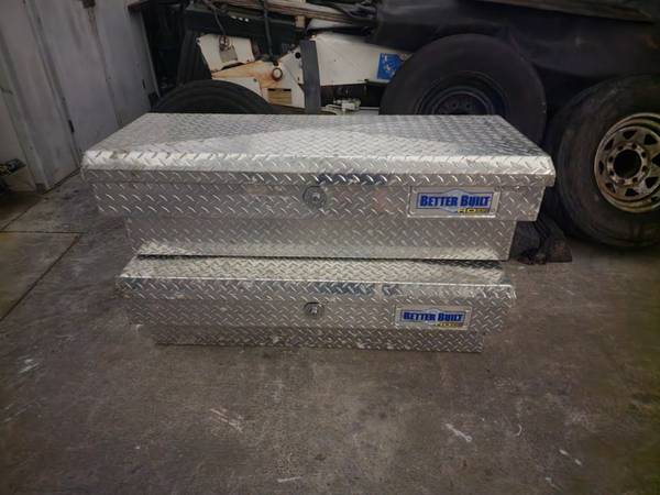 Aluminum Side Tool Box 46 x 17 x 15 $180