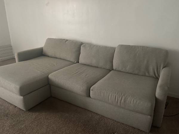 Photo Beautiful Light Gray Right Side Bumper Sectional $1,200