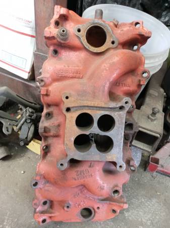 Photo Chevy 396 427 FACTORY HOLLEY INTAKE MANIFOLD 266 DATE CODE 454 $40