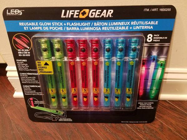 Photo Flashlight I-Zoom Pop Up Lantern X 2  Life Gear 8 Pk Glow Sticks NEW $50